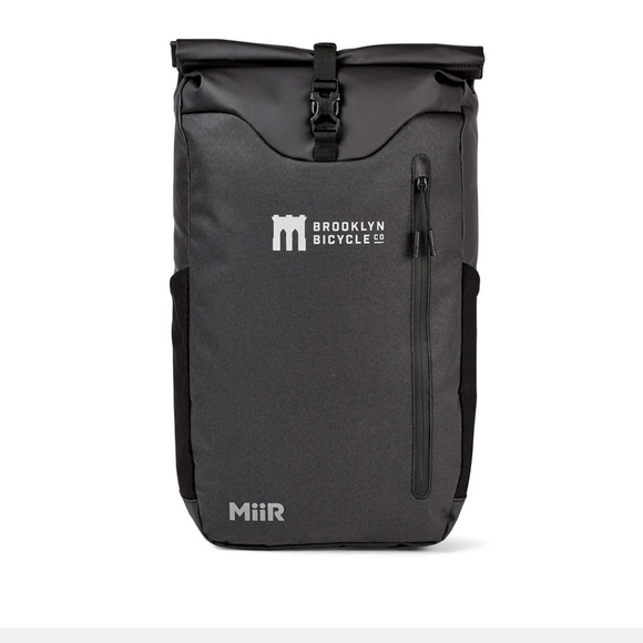 MiiR Olympus 20L Backpack Black Computer Roll Top Bag 3D World Experience - Picture 1 of 7